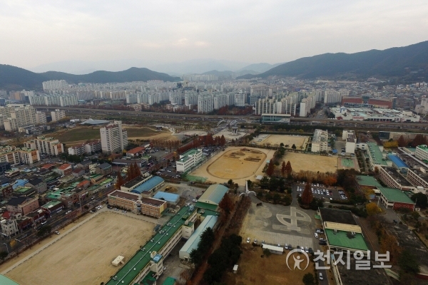 김해시 건설공고 학교 운동장서 금관가야 고도(古都) 가야시대 논 경작지 발굴