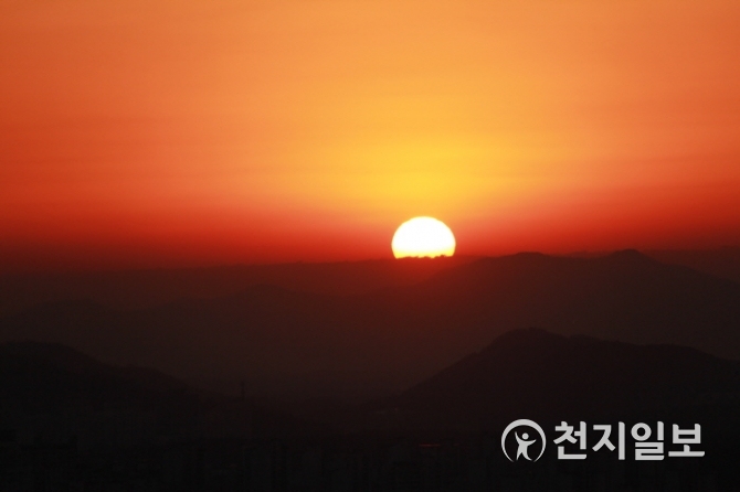 [1월1일 해뜨는시간·날씨] 서울 7시 47분… 해돋이 명소별 일출시간은?