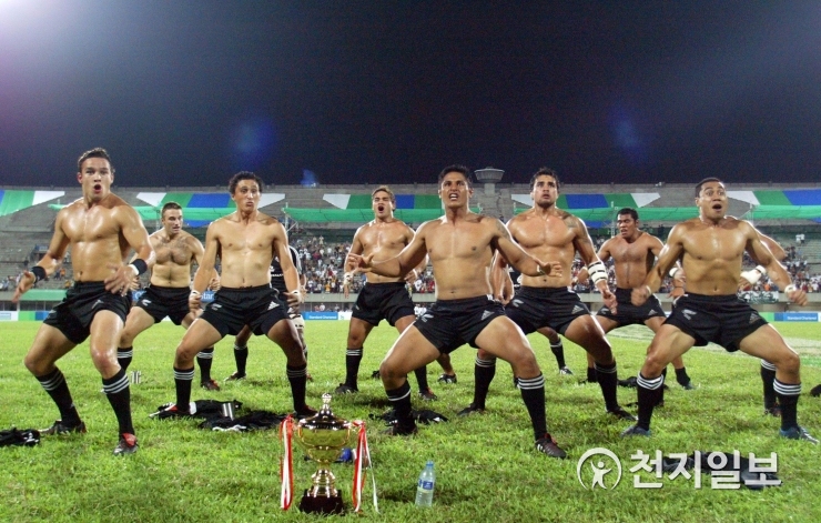 [박춘태 교수의 이웃나라 이야기_뉴질랜드] 뉴질랜드의 전통춤 하카(Haka)