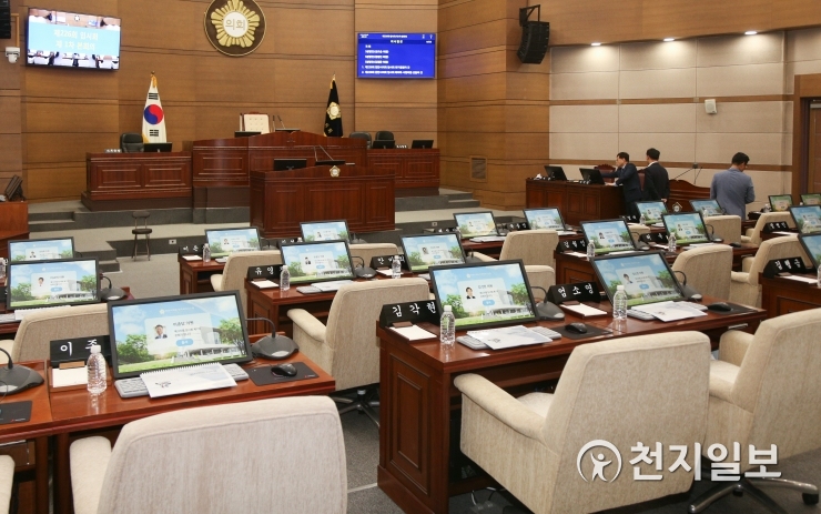 천안시의회, 전자회의 시스템 도입