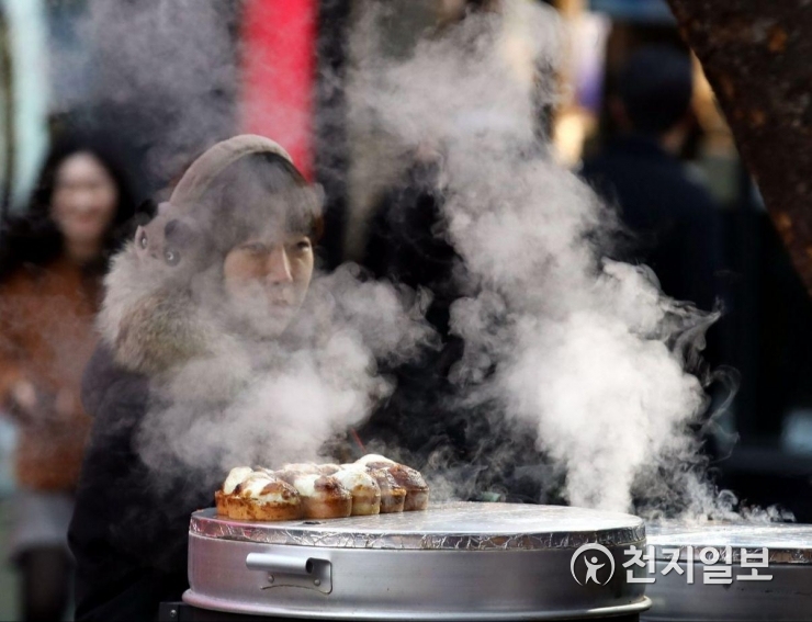 겨울엔 따뜻한 계란빵