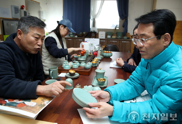 강진원 군수, 강진청자축제 현장 점검 나서