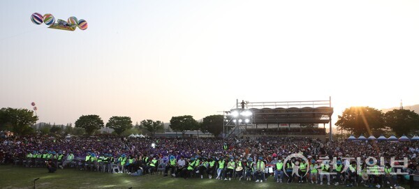 봄꽃과 함께 하는 2023화순고인돌축제 성대한 개막