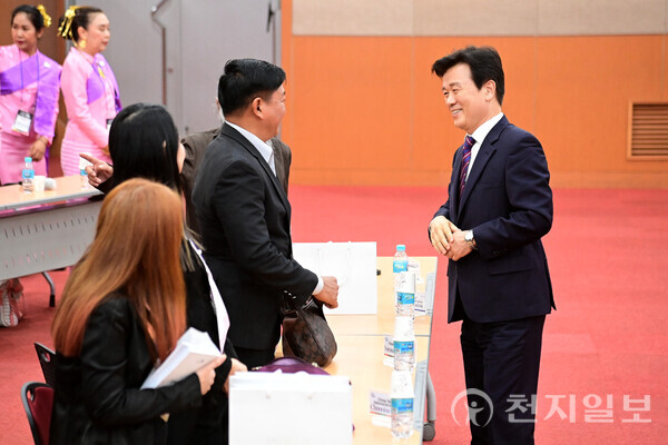 진주시-태국 치앙마이 교류단, 개천예술제 맞아 문화·축제교류