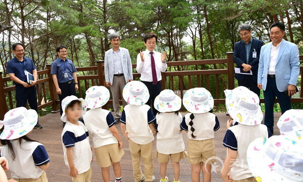 조규일 진주시장, 진양호 꿈키움동산 산책로 현장점검