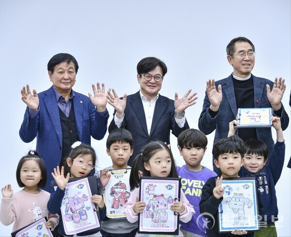 김포미디어아트센터 개관…미디어와 예술 융합