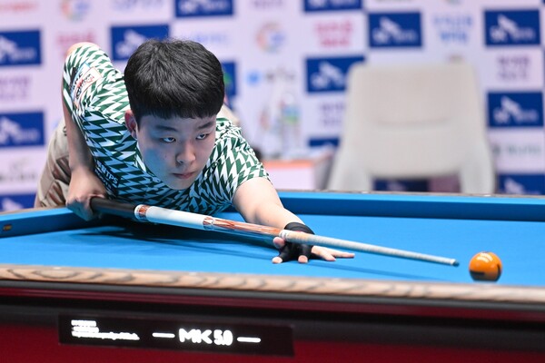 [당구] '샛별' 김영원, 조별리그 2연승… PBA 월드챔피언십 16강행