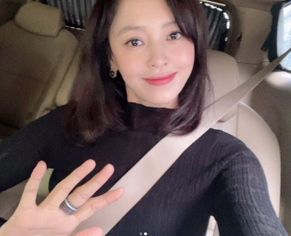 강성연, 의사와 재혼… 두 아들과 함께 새 출발