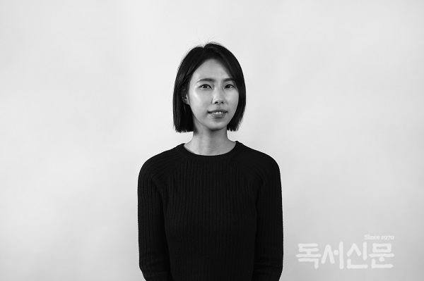 북디자이너 함지은 매 책마다 다른 사람이 디자인한 것 같은 디자이너가 되고 싶다