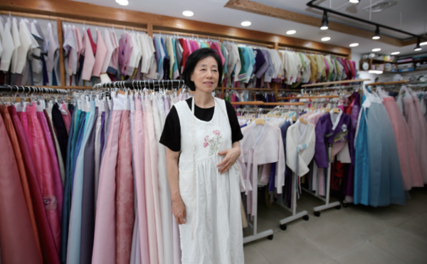 대기업 그만두고 40년간 바느질 외길 인생…한복 장인 조선미 대표