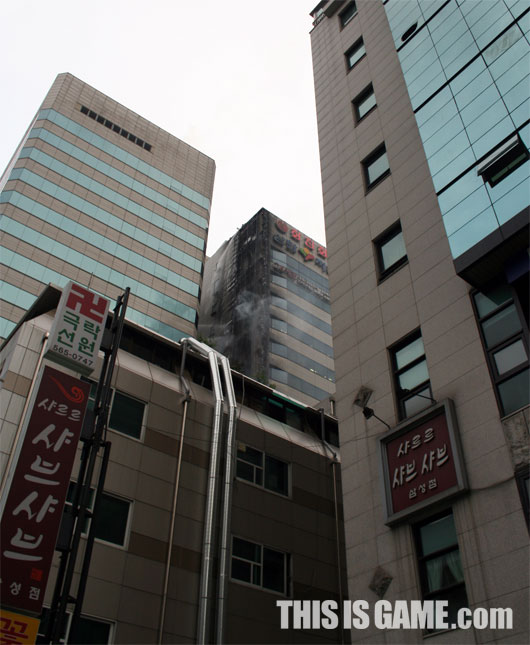 삼성동 엔씨 옆 건물에서 대형 화재 발생