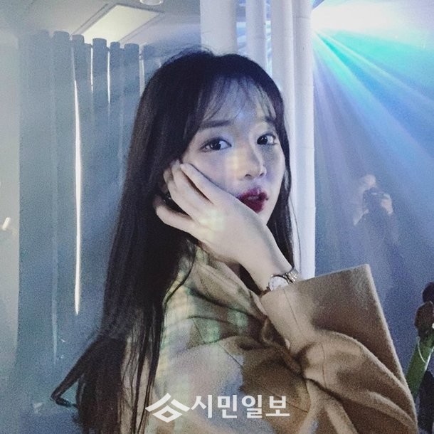 김진아 그러니 다행히도 사랑을 하고 있긴 하다