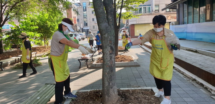 고양시 정발산동, ‘정발산동 꽃마당 만들기’진행