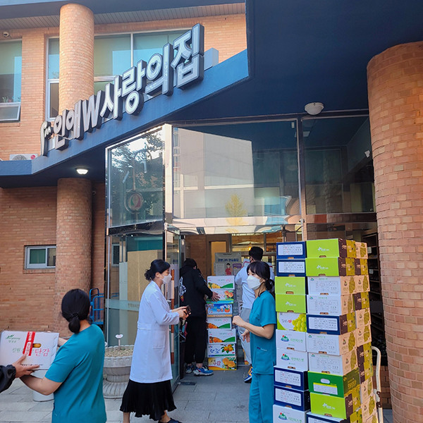 주식회사 우리들이야기, Grip 방송인들과 함께 기부나눔확산