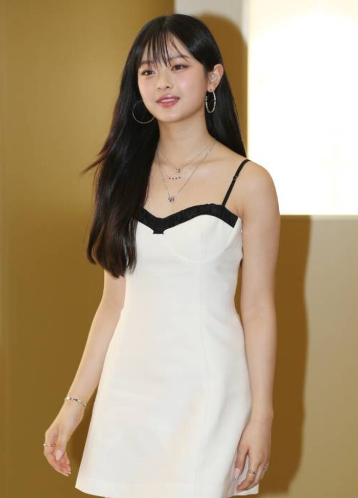 뉴진스 하니 실제 모습은?... 네티즌 수사대 찾아낸 인스타 사진 한 장 시선 집중