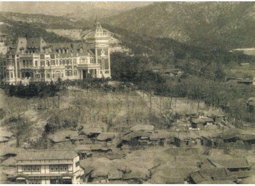 인왕산 동쪽 아래 ‘웃대’