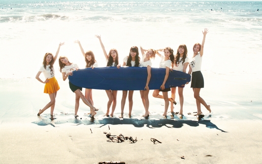 소녀시대, 첫 화보집  ‘소녀(少女)’  발매...관심 폭발