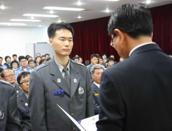 울진소방서, 지방소방장 김시현 친절공무원상 수상