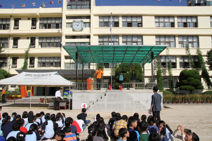 송파소방서, 신천초등학교 소방합동훈련ㆍ대피교육