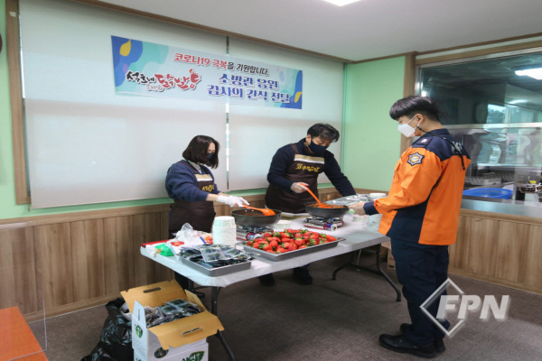 석호네 푸드, 청주동부소방서에 감사의 간식 지원