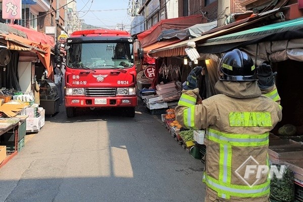 중랑소방서, 장미제일시장 유관기관 합동 소방통로 확보훈련