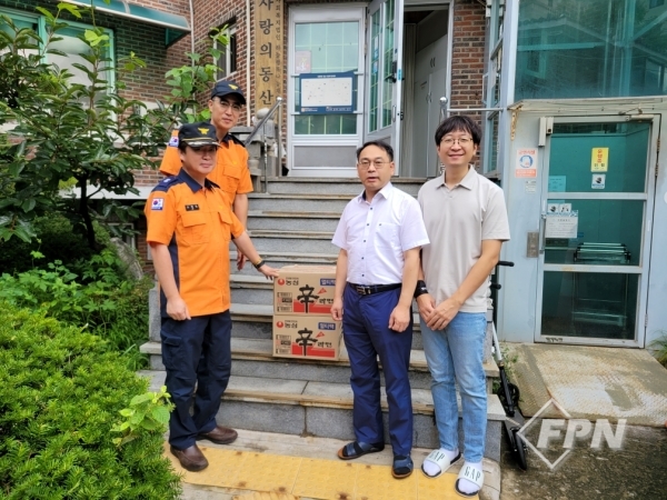 119에 전달된 라면 박스 다시 기부한 과천소방서