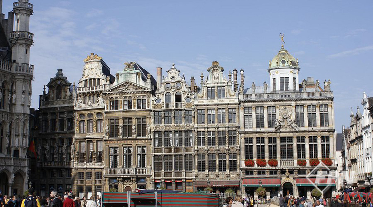 [TRAVEL] 기발한 의상을 입은 청동 마스코트 오줌싸개 소년(Manneken Pis)을 품은 벨기에의 수도 브뤼셀(Brussels)