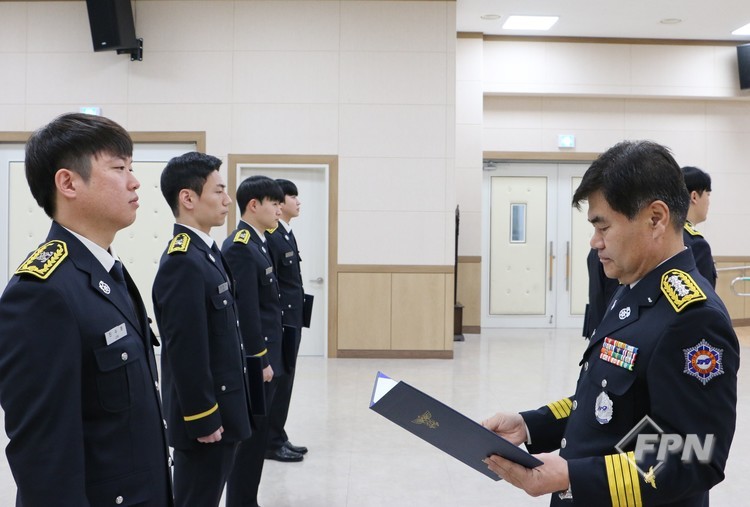 동해소방서, 신규 소방공무원 임용장 수여식