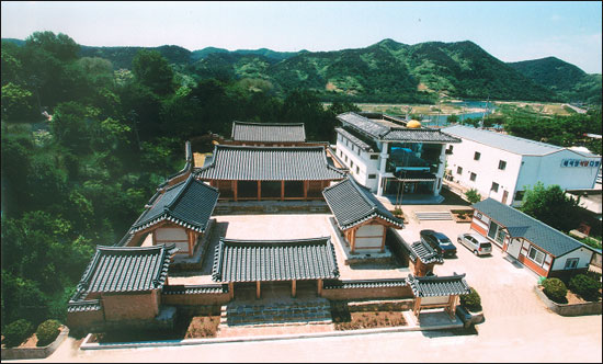 경북  ´영덕향교´ 중건 낙성식 가져