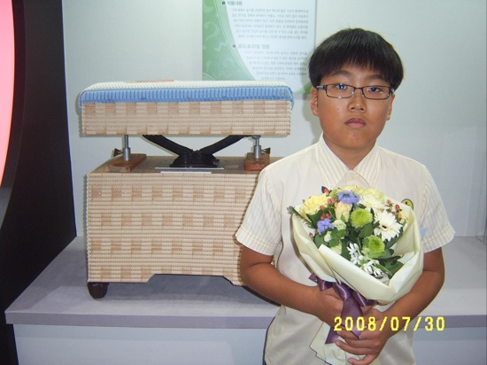 광양제철초등학교 조정제군 학생발명전시회서 국무총리상 수상