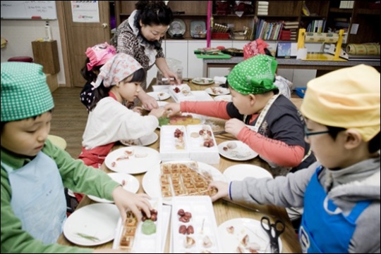 “우리 혼례음식 맛에 반했어요!”