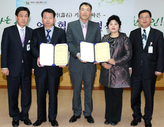 해남 우항리 공룡박물관,  대규모 수석 전시