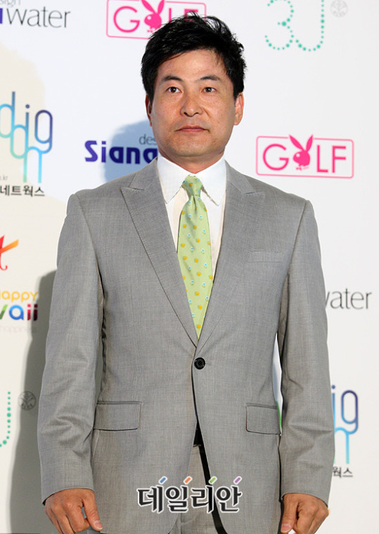 [포토]´정준호 결혼식´이한위, 연하 신부와 ´확실한 결혼선배´