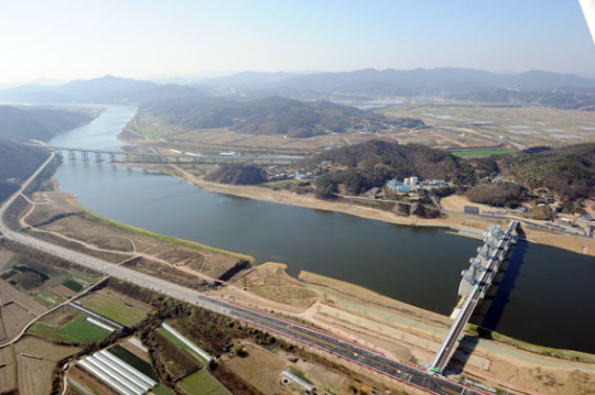 금강변에 오토캠핑장 조성 추진