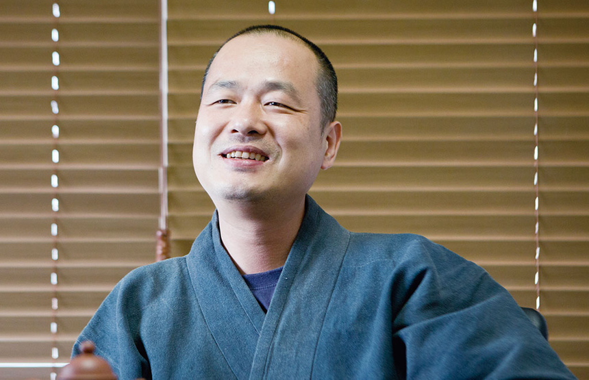 죽음 상징하는 일본식 ‘청와대 정문’