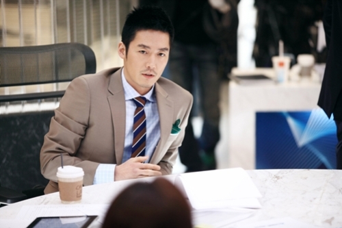 마이더스 장혁, 머리 짧게 깎고 심기일전 인물이 훤하네~