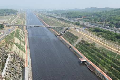 한국수자원공사, 경인아라뱃길 25일