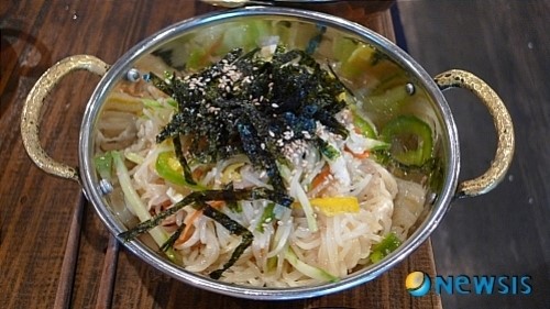 원주 뽕잎칼국수 화제 쫄깃한 면발에 국물이 끝내줘