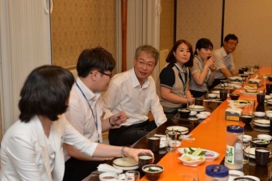 임종룡 NH농협금융지주 회장, 가락시장지점 현장방문