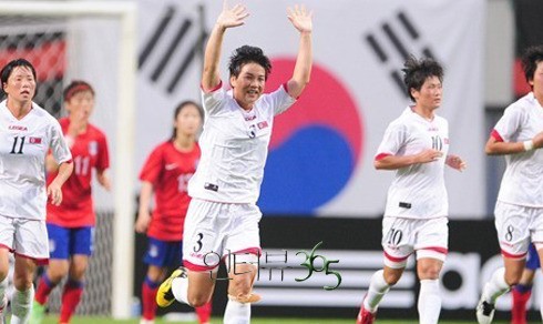 남북 여자축구 대결, 한국 1-2 ‘역전패’