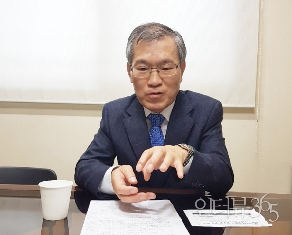 [인터뷰365] 공익 유튜버로 나선 60대 회계사 박윤종 안세회계법인 대표