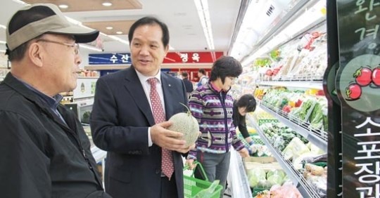 생활밀착형 하나로마트로 승부
