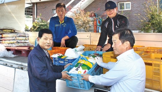 금마농협 직거래장터 24년째 ‘성황’