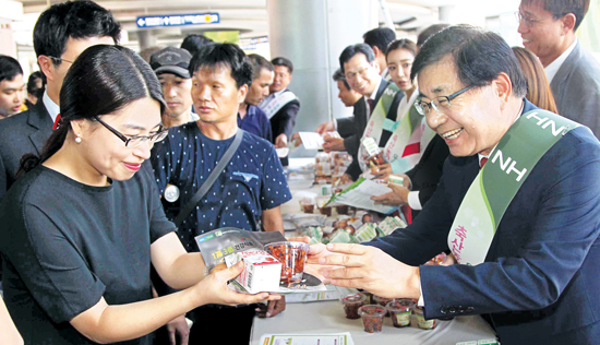 “우리 축산물 많이 드세요”