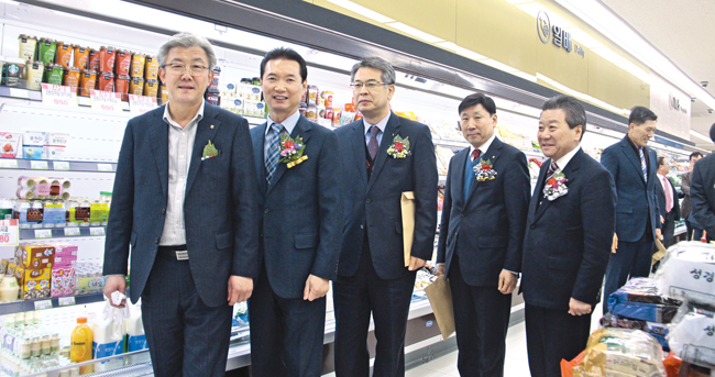 창원 진북농협 하나로마트, 증축개점…본격 영업
