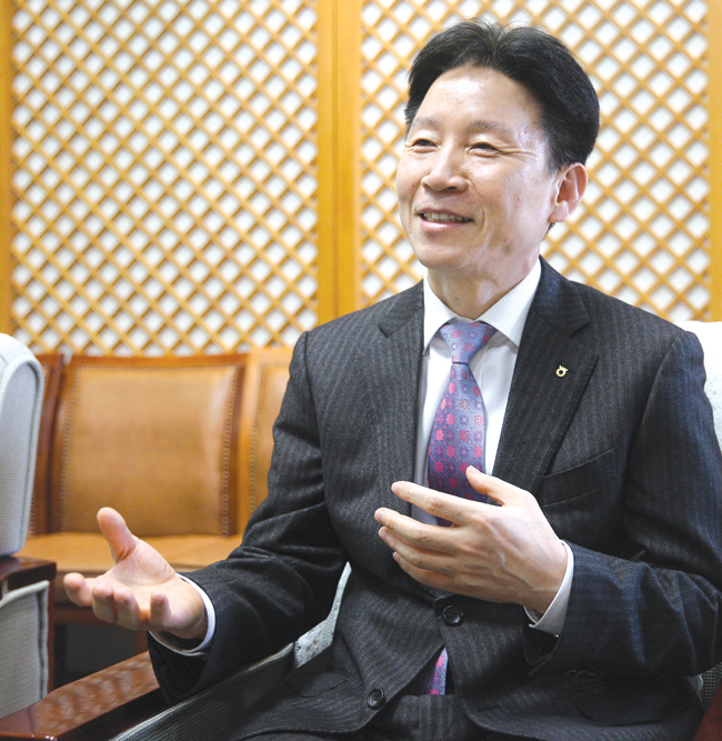“협동조합 정신 되새기며 나부터 혁신”
