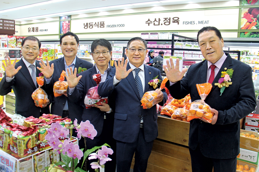 장보기·은행업무 한번에…방은지점 종합청사 준공