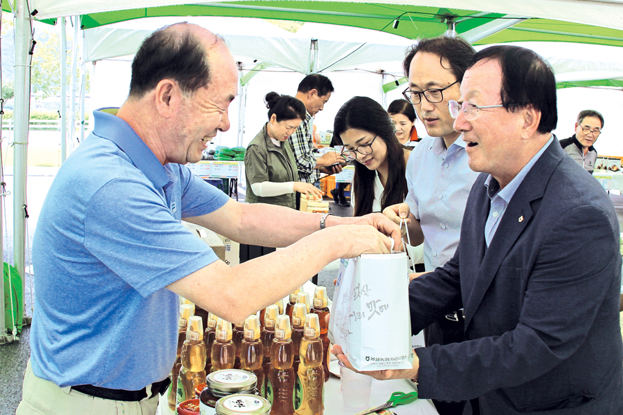 농산물 가격보장·판로확보 힘써…조합원들 웃음꽃