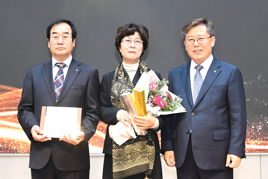 제1회 경북농협 으뜸 조합장상 서석조 영덕 영해농협 조합장 수상