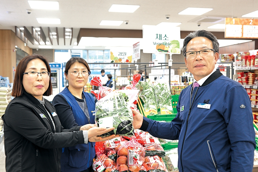 청송농협 마트·로컬직매장, 신선농산물·임산물 판매실적 ‘쑥쑥’